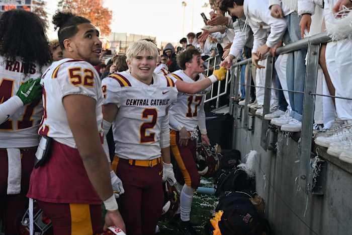 a Central Catholic Tualatin 6A Oregon football final November 22 2023 Leon Neuschwander 70